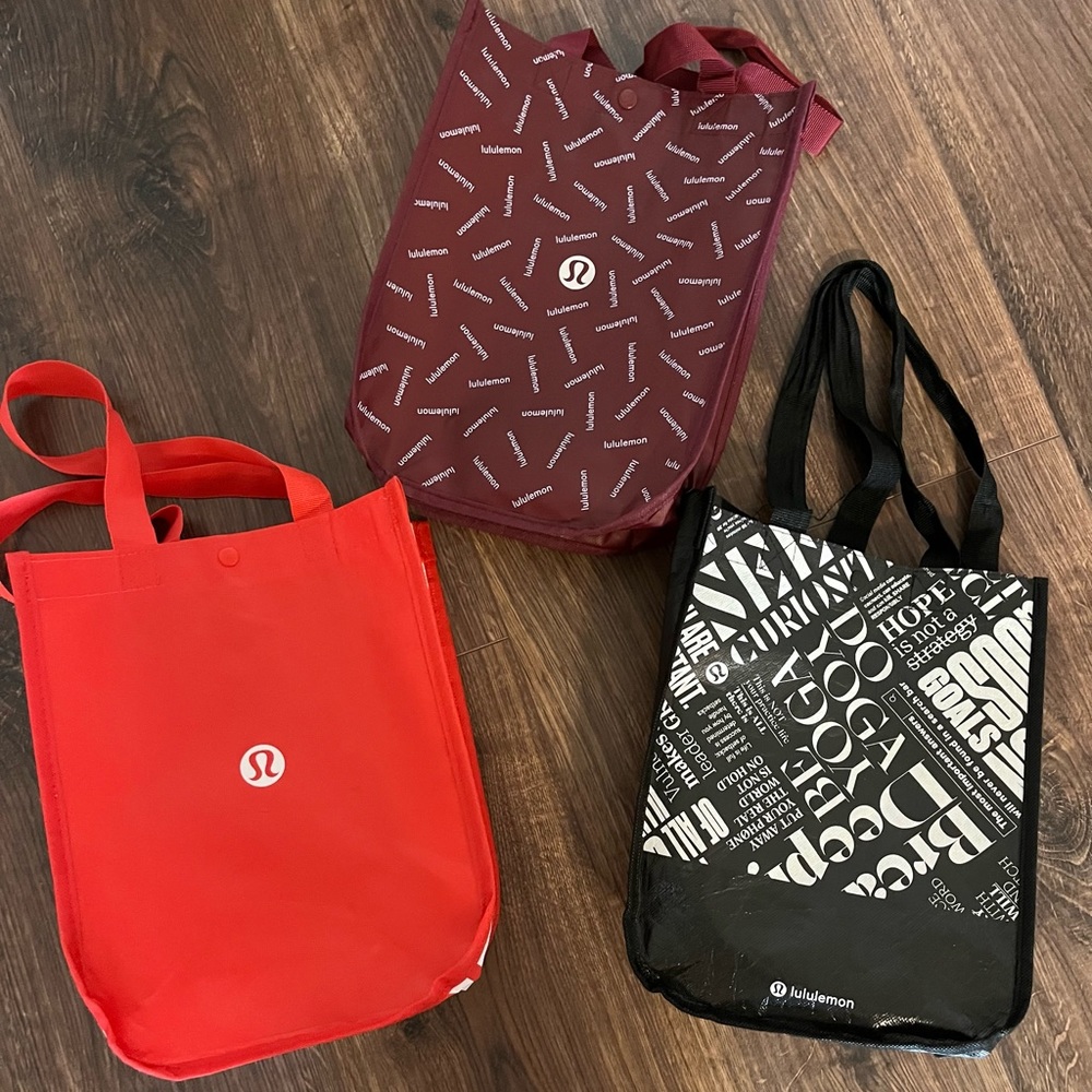 3 Lululemon bags